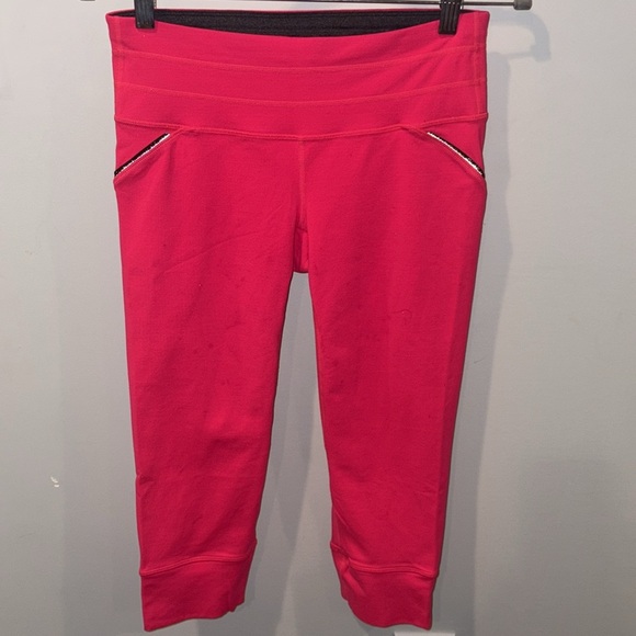 Athleta Relay Capri Pants Size Small Neon Pink/Orange/Heather Grey - Picture 2 of 12